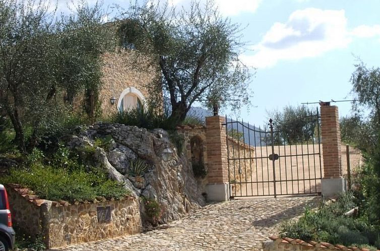 Vakantiehuis Rustico in schöner,ruhiger Lage mit Privatpool