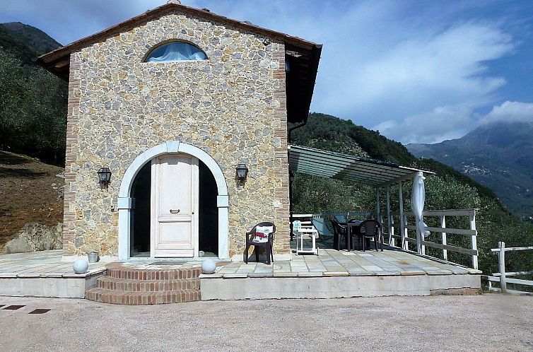 Vakantiehuis Rustico in schöner,ruhiger Lage mit Privatpool
