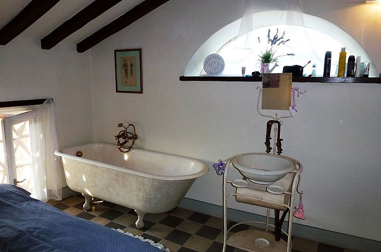 Vakantiehuis Rustico in schöner,ruhiger Lage mit Privatpool