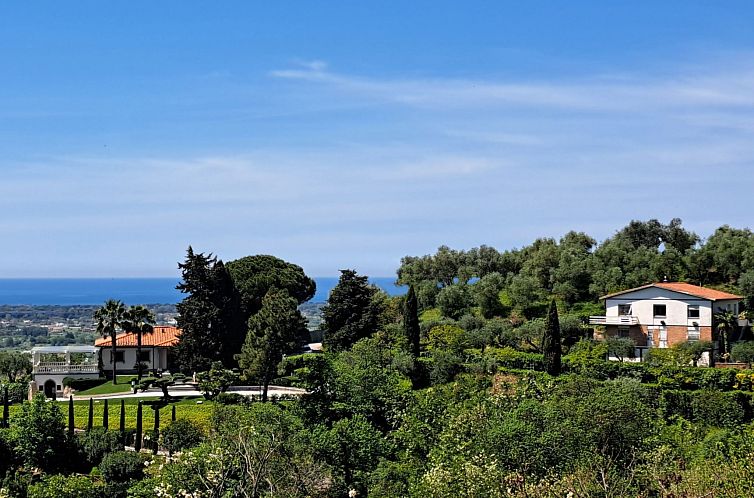 Vakantiehuis Hill Palace Villa