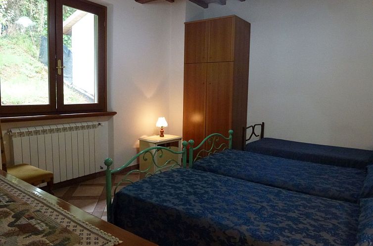 Vakantiehuis Rustico mit schönem Garten.