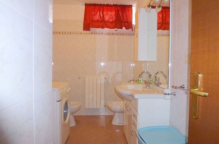 Vakantiehuis Tolles Ferienhaus in Camaiore mit Privatem Pool