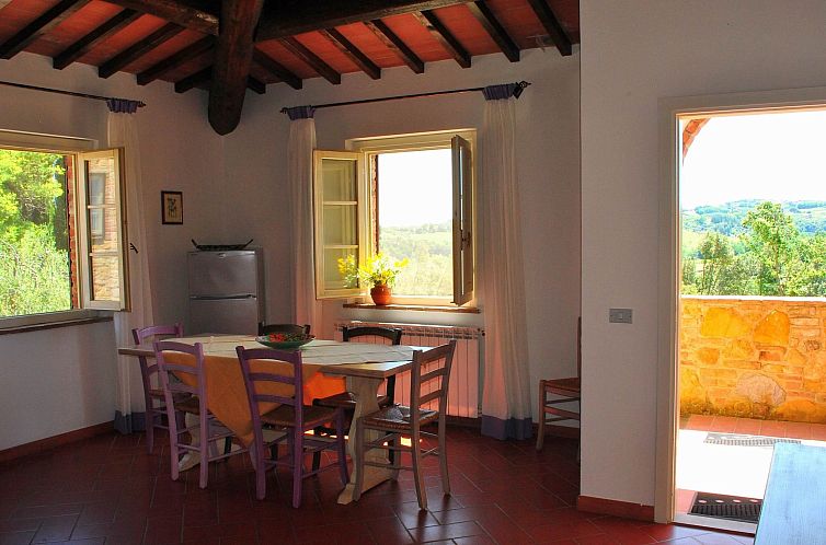 Appartement "Collelungo" mit Pool