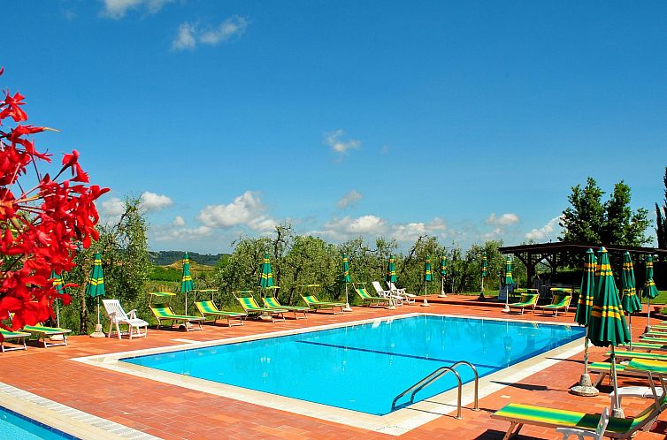 Appartement "Collelungo" mit Pool