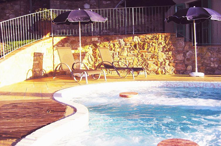 Vakantiehuis Ferienvilla 'Antica Pietra' mit eigenem Pool