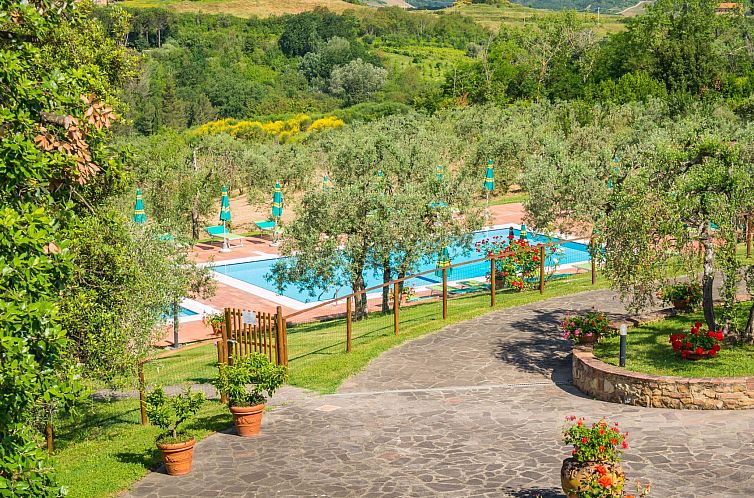 Appartement Drei-Zimmer-Wohnungen Borgo Collelungo, erster S