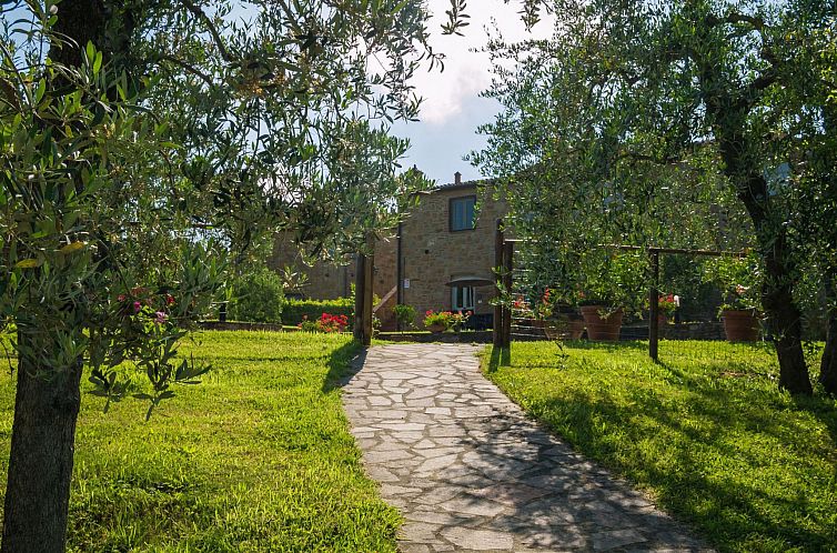 Appartement Drei-Zimmer-Wohnungen Borgo Collelungo, erster S