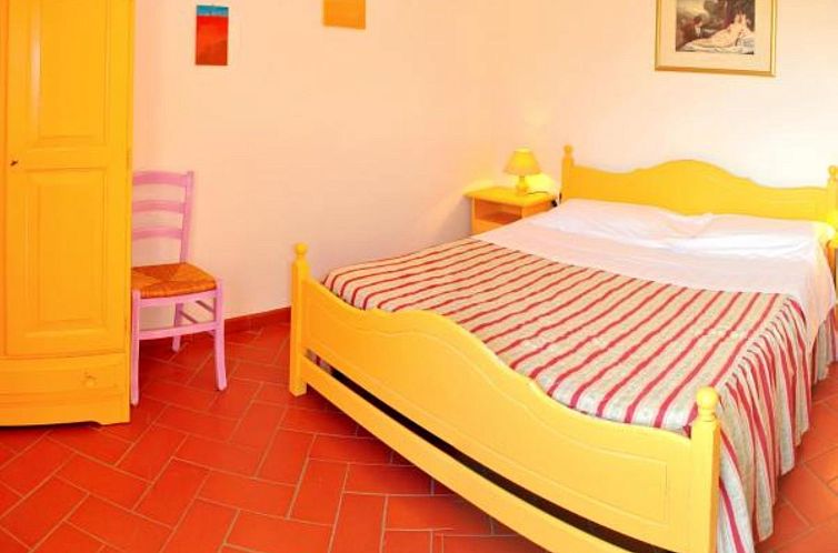 Appartement Drei-Zimmer-Wohnungen Borgo Collelungo, erster S