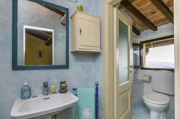 Appartement Vier-Zimmer-Wohnung 3 Bäder mit Schwimmbad zur 