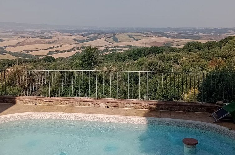 Appartement Vier-Zimmer-Wohnung 3 Bäder mit Schwimmbad zur 