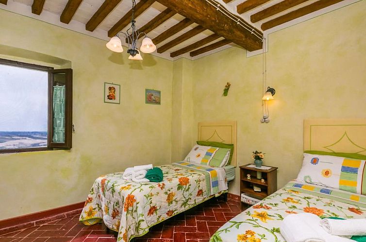 Appartement Vier-Zimmer-Wohnung 2 Bäder mit Schwimmbad zur 