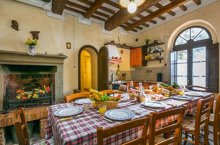 Appartement Zweizimmerwohnung mit Schwimmbad und Garten zur 