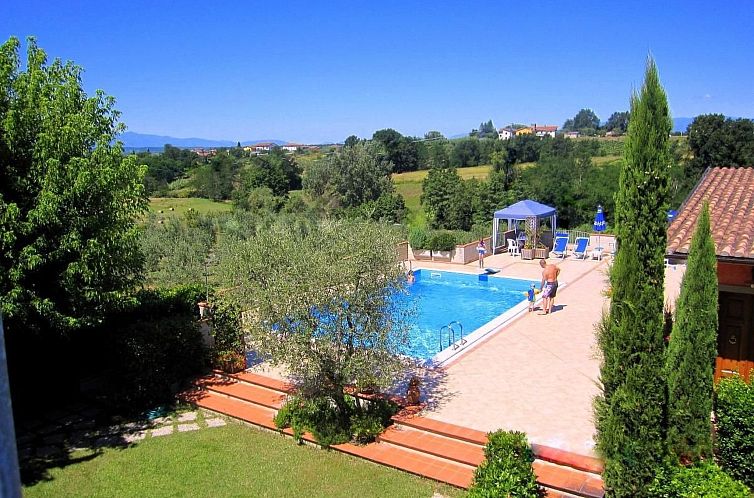 Appartement Anwesen mit Gemeinschaftspool