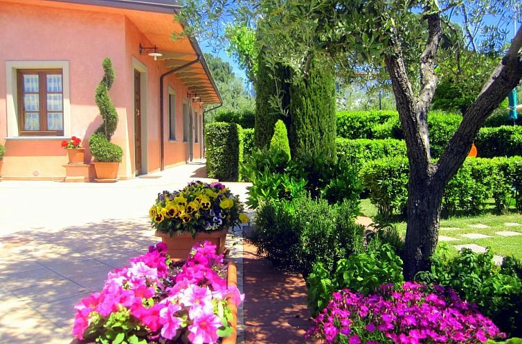 Appartement Anwesen mit Gemeinschaftspool