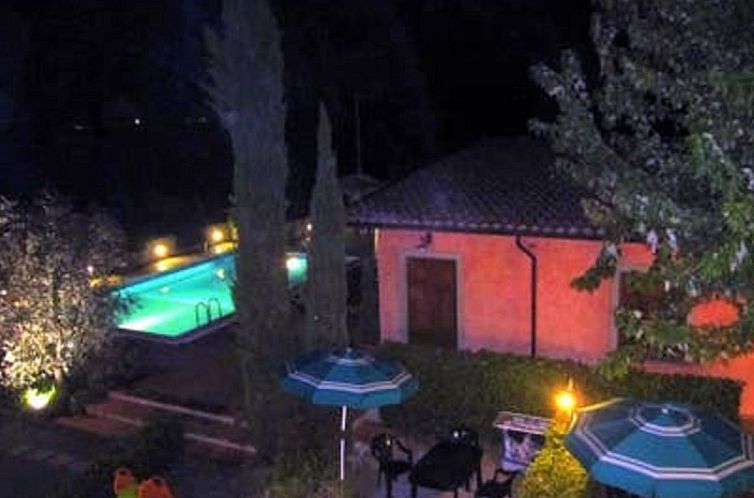 Appartement Anwesen mit Gemeinschaftspool