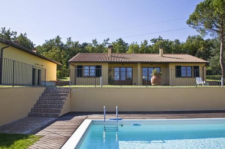 Appartement Wohnung La Spiga mit Garten und Terrasse