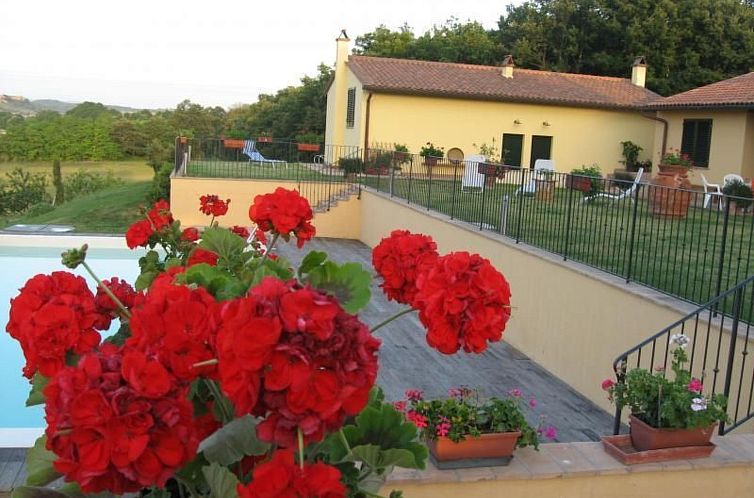 Appartement Wohnung La Spiga mit Garten und Terrasse
