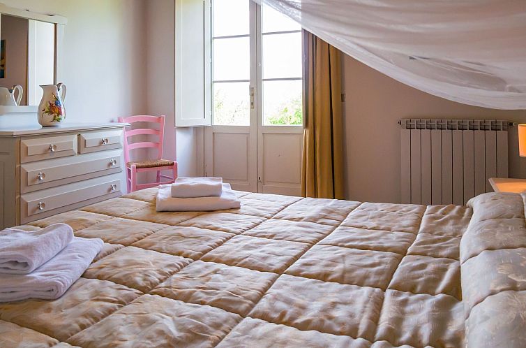 Appartement Drei-Zimmer-Wohnungen Borgo Collelungo auf zwei 