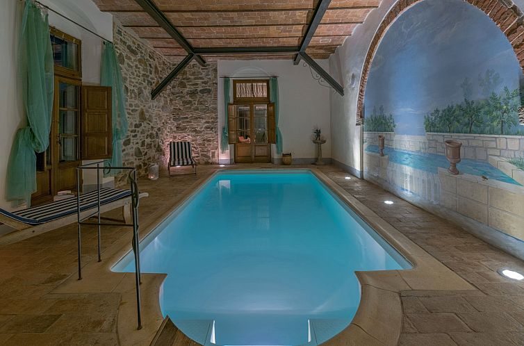 Vakantiehuis Ferienvilla 'Michelangelo' mit privatem Pool