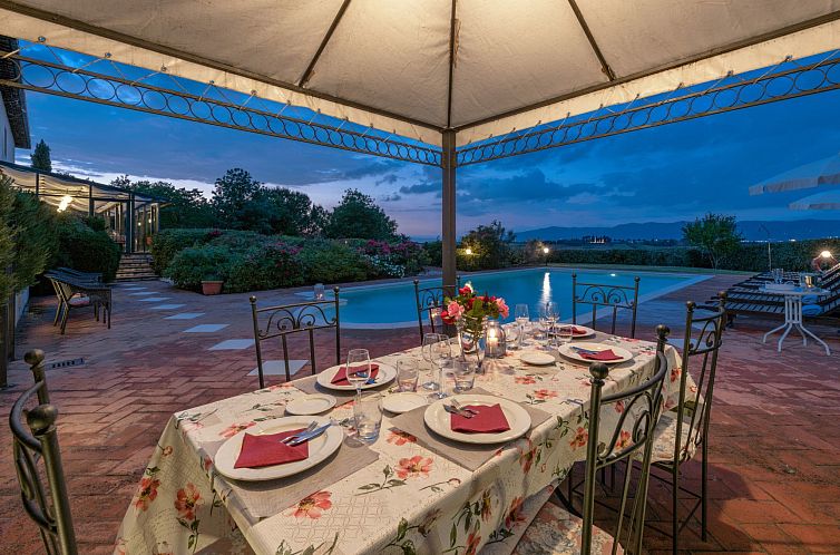 Vakantiehuis Ferienvilla 'Michelangelo' mit privatem Pool