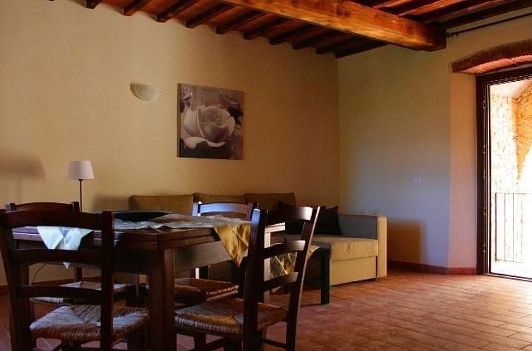 Appartement Zwei-Zimmer-Wohnungen im ersten Stock mit kleine