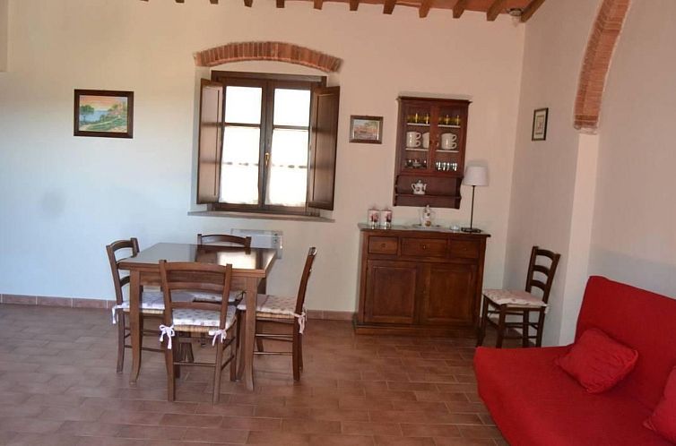 Appartement Zwei-Zimmer-Wohnungen im ersten Stock mit kleine