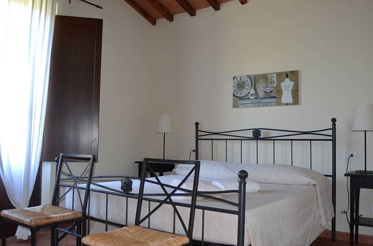 Appartement Superior Drei-Zimmer-Wohnung mit Garten und Pavi