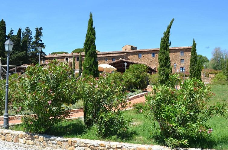 Appartement Superior Drei-Zimmer-Wohnung mit Garten und Pavi