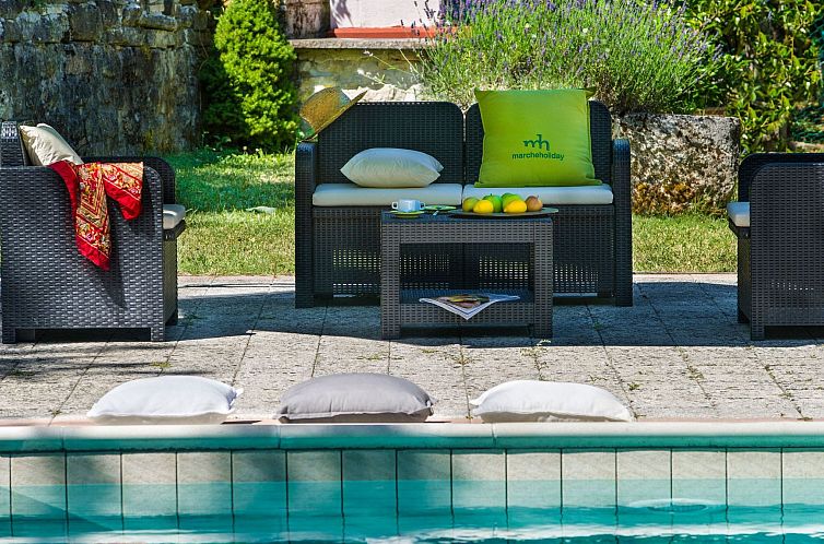 Vakantiehuis Acquanera - Marcheholiday, mit privatem Pool