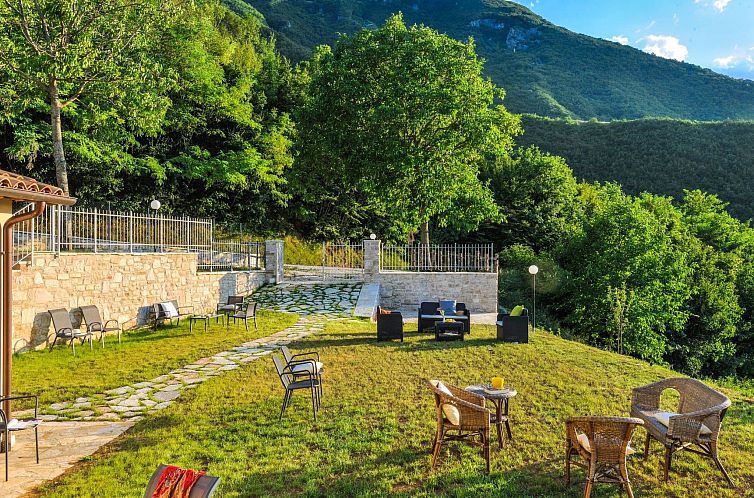 Vakantiehuis Acquanera - Marcheholiday, mit privatem Pool