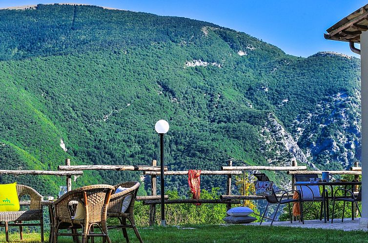 Vakantiehuis Acquanera - Marcheholiday, mit privatem Pool