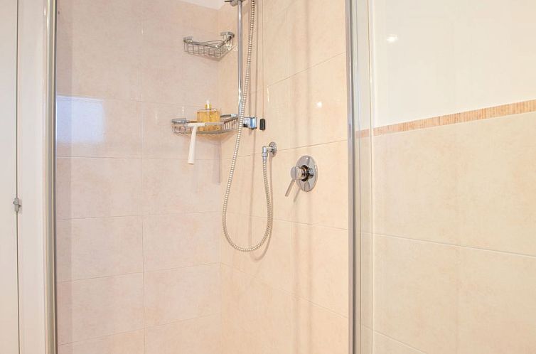 Appartement Wohnung mit Terrasse und Panoramablick