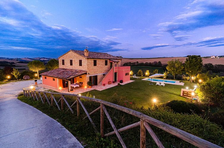 Vakantiehuis Villa mit privatem Pool in der Nähe der adriat