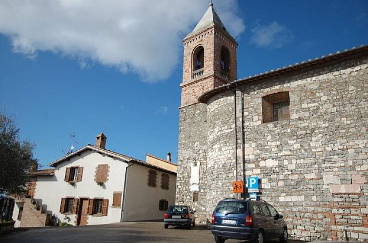 Vrijstaande woning in Todi
