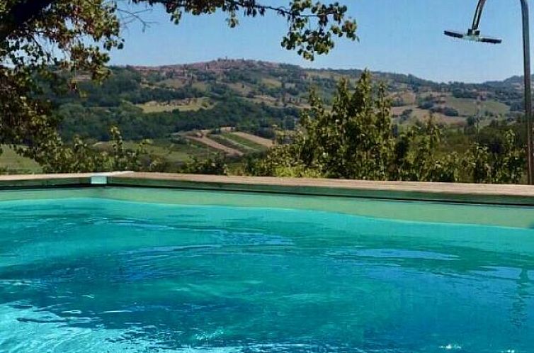 Vrijstaande woning in Serra San Quirico