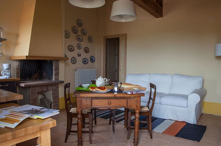 Appartement Wohnung im ersten Stock
