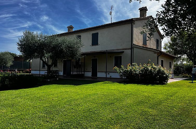 Vrijstaande woning in Barchi