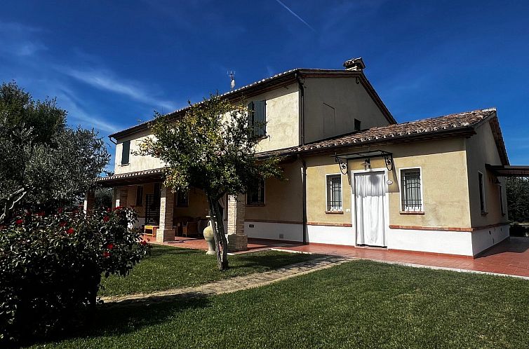 Vrijstaande woning in Barchi