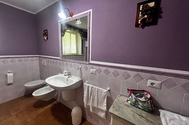 Vrijstaande woning in Barchi