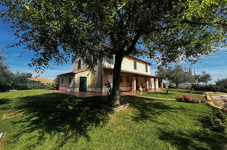 Vrijstaande woning in Barchi