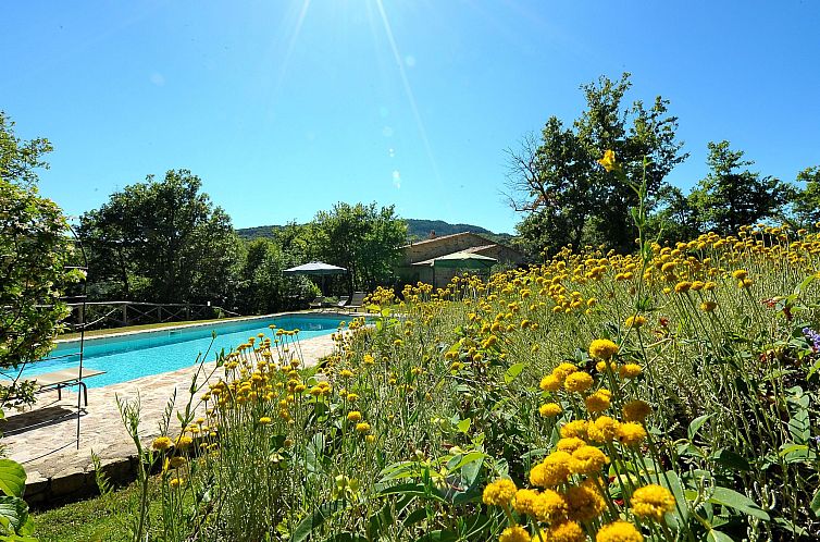 Vakantiehuis Privates Poolhaus im grünen Herzen von Umbrien