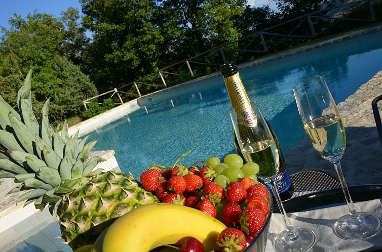 Vakantiehuis Privates Poolhaus im grünen Herzen von Umbrien