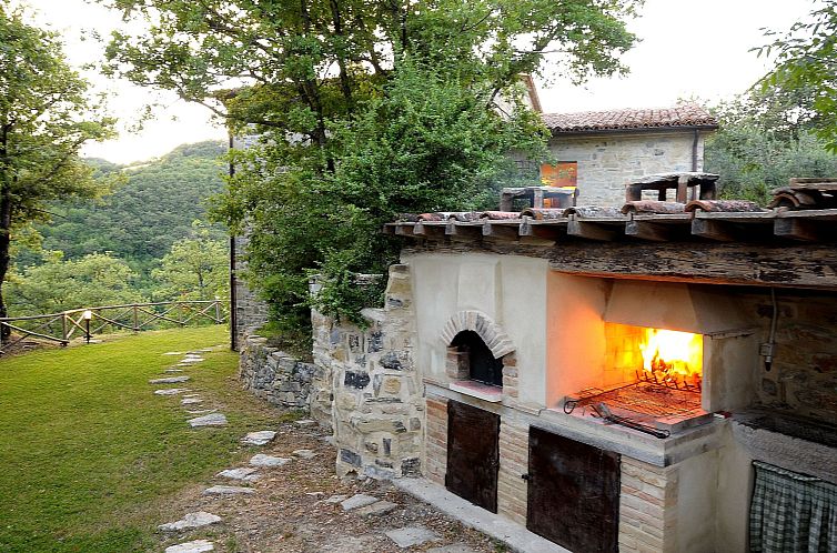 Vakantiehuis Privates Poolhaus im grünen Herzen von Umbrien