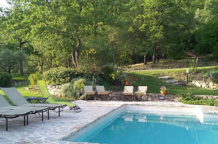 Vakantiehuis Privates Poolhaus im grünen Herzen von Umbrien