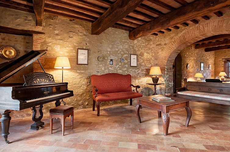 Appartement Haus mit Vordach