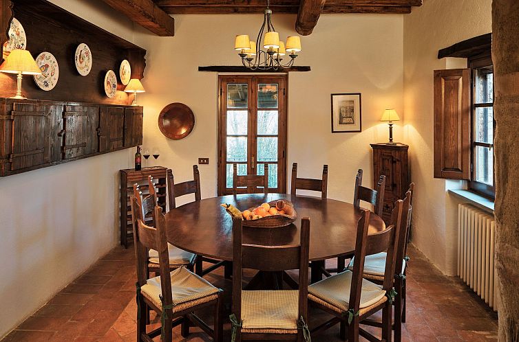 Appartement Haus mit Vordach