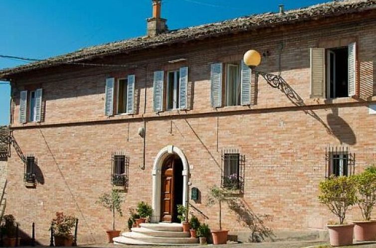 Guest house 09614801 - Holiday property Umbria / Marché - Vrijstaande woning in Monteleone di Fermo