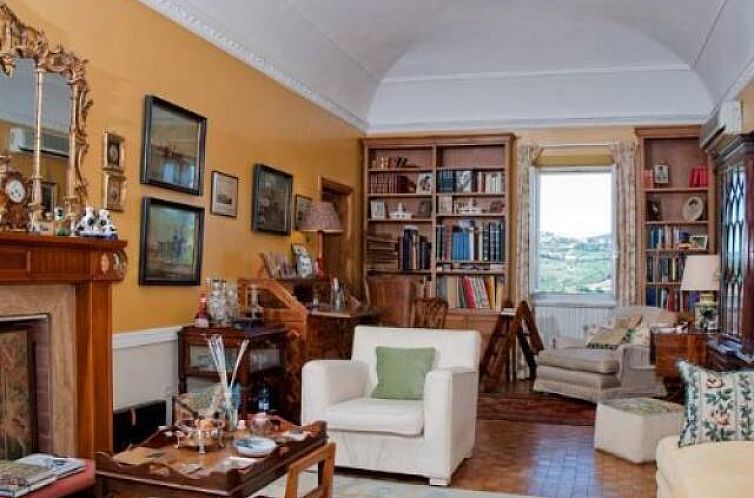 Vrijstaande woning in Monteleone di Fermo