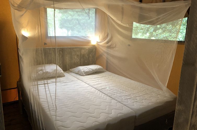 Safaritent incl. Sanitair