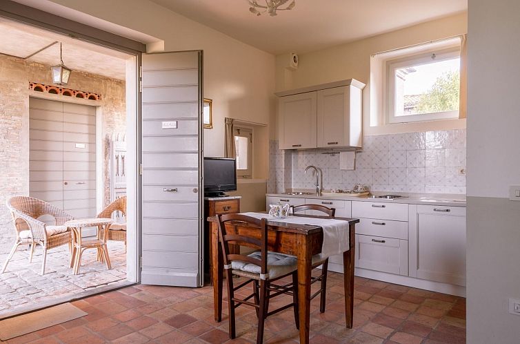 Unterkunft 09615015 - Appartement Umbrien / Marken - Appartement Studio-Apartment mit Garten, Grill, Pool und Aus